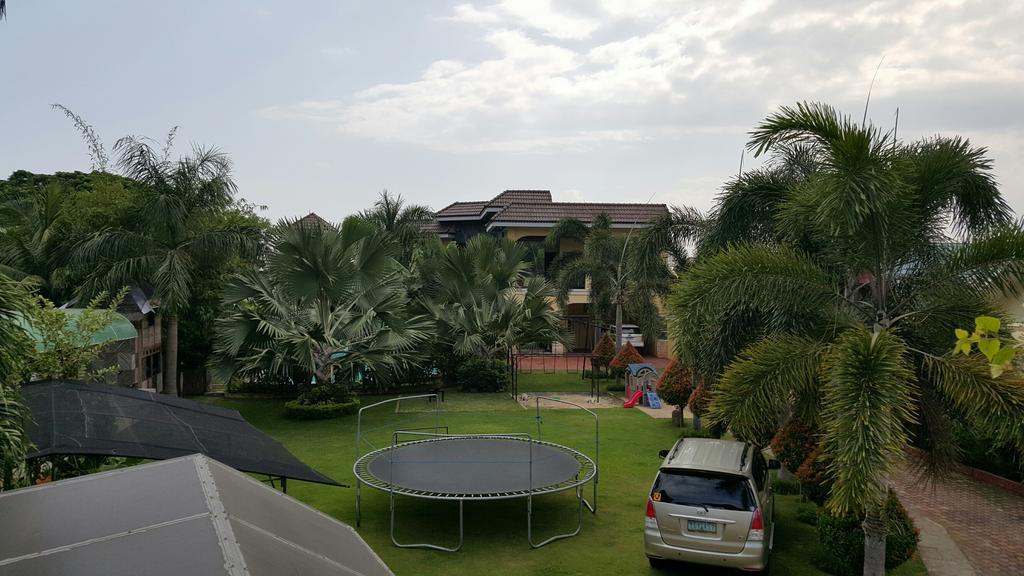 Mactan Breeze - Airport Bed And Breakfast มักตัน ภายนอก รูปภาพ