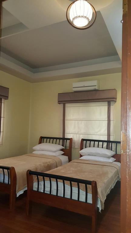 Mactan Breeze - Airport Bed And Breakfast มักตัน ภายนอก รูปภาพ