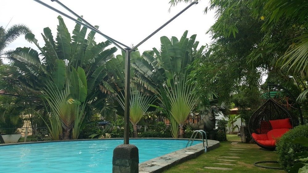 Mactan Breeze - Airport Bed And Breakfast มักตัน ภายนอก รูปภาพ
